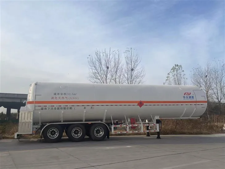 Truk Tangki Bahan Bakar LNG Semi Trailer 52,5M3